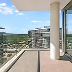 Executive Family Suite In Heart Of Macquarie Park