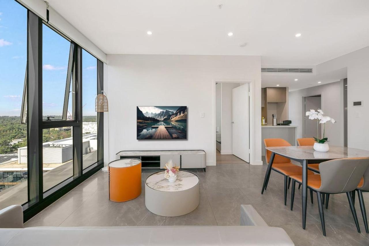 Executive Family In Heart Of Macquarie Park * Sydney